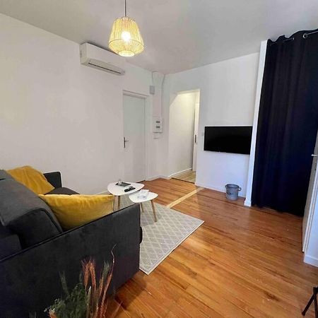 Appartement Climatise 4 Personnes / Centre-Ville Безансон Екстер'єр фото